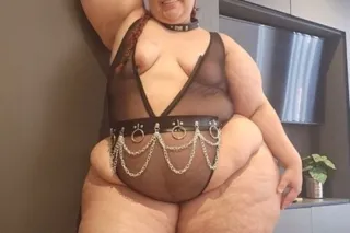 ERIS 74INCH💋 BIG FAT ASS🔥|FINDOM| FEMDOM💦$50 REQUIRE DEPOSIT MUST✅ I,M AVAILABLE FOR INCALL , OUTCALL ,SELL VIDEO AND FACE TIEM FUN ✅AlSO 2 GIRL SPECIAL⭐ - Image 1